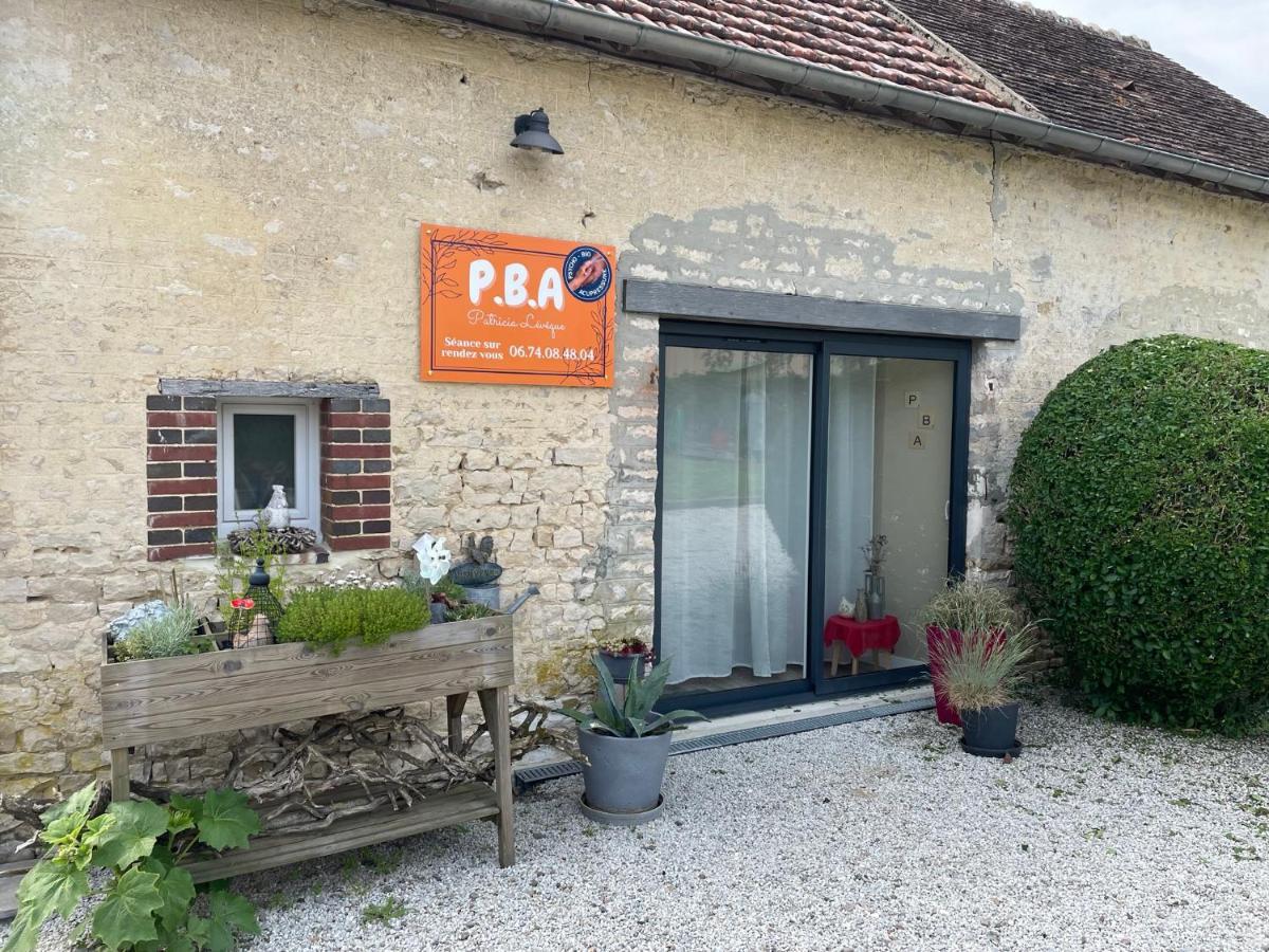B&B Le Bourg D'Aunou, Petit Dejeuner Compris Exterior photo