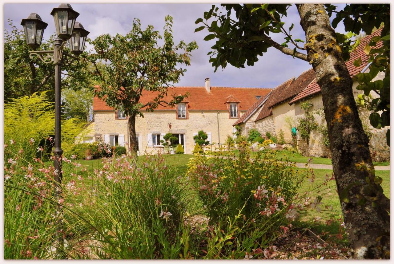 B&B Le Bourg D'Aunou, Petit Dejeuner Compris Exterior photo